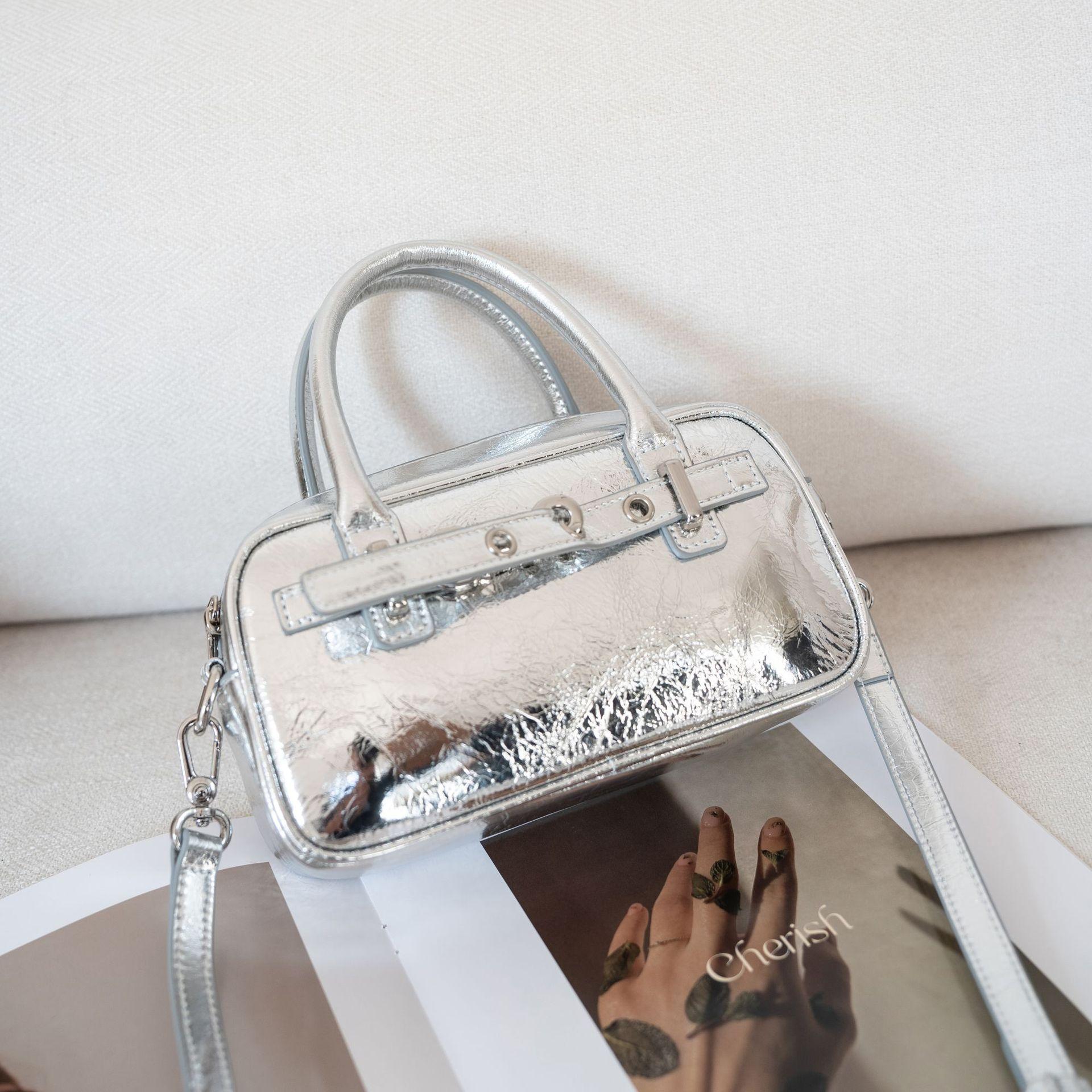 

Женская сумка через плечо из коровьей кожи, женская модная щедрая сумка-подушка на молнии из мягкой кожи, портативная, яркая кожа серебряный