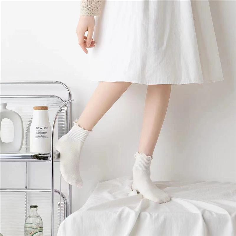 White Wood Ear Lace Socks for Women - Trendy, Cute, Japanese JK Style, Thin, Pure Cotton, Short Tube for Spring/Summer