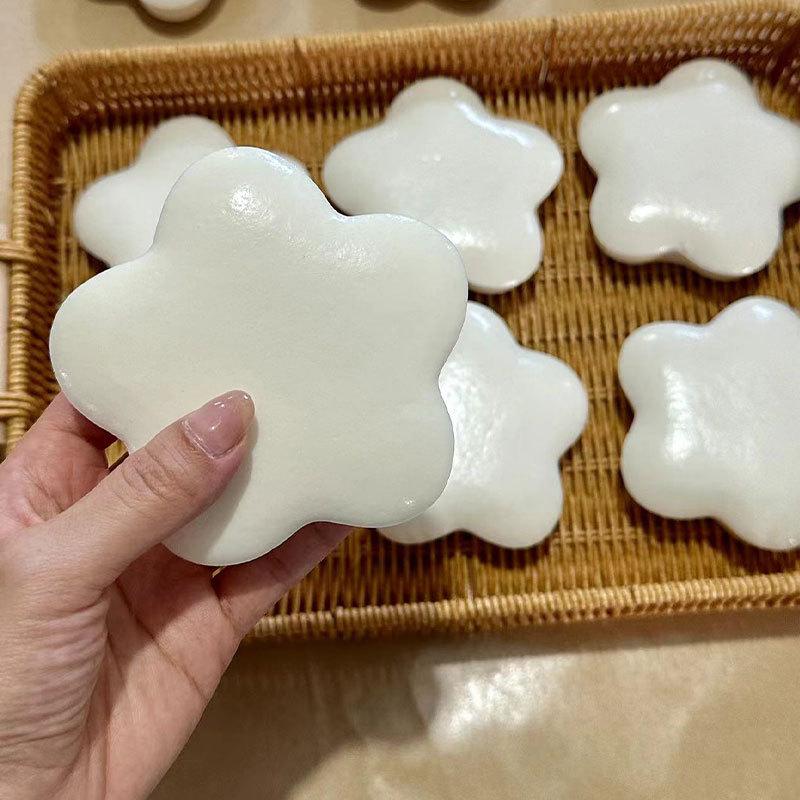 

Wet Soft Pentagonal Star Pinching Slow Rebound Cute High Appearance Stress Relieving Toy Super Soft Touch Milk Fragrance 1pcs білий