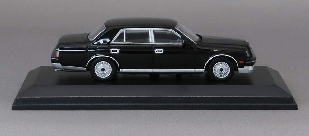 Kyosho Original 1/64 Toyota Century Black Finished Product Limited Edition