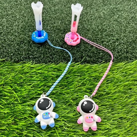 Plastic Anti Lost Golf Tee Hanger Cartoon Astronaut Golf Tee Ring with Strap for Men Women Loss Prevention Tee Holder for Golf Enthusiasts