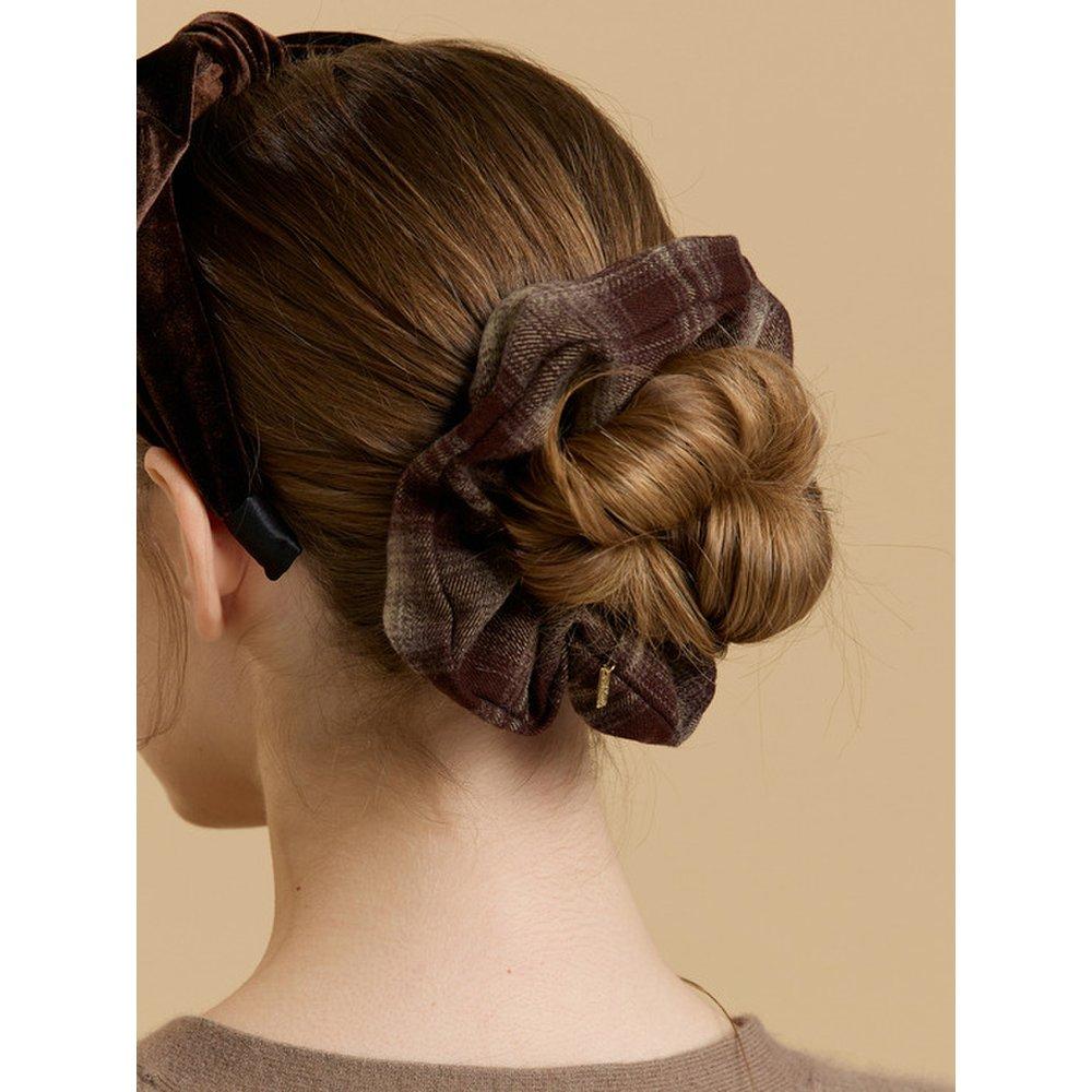 

Мягкая клетчатая резинка для волос Jp-24-494S black