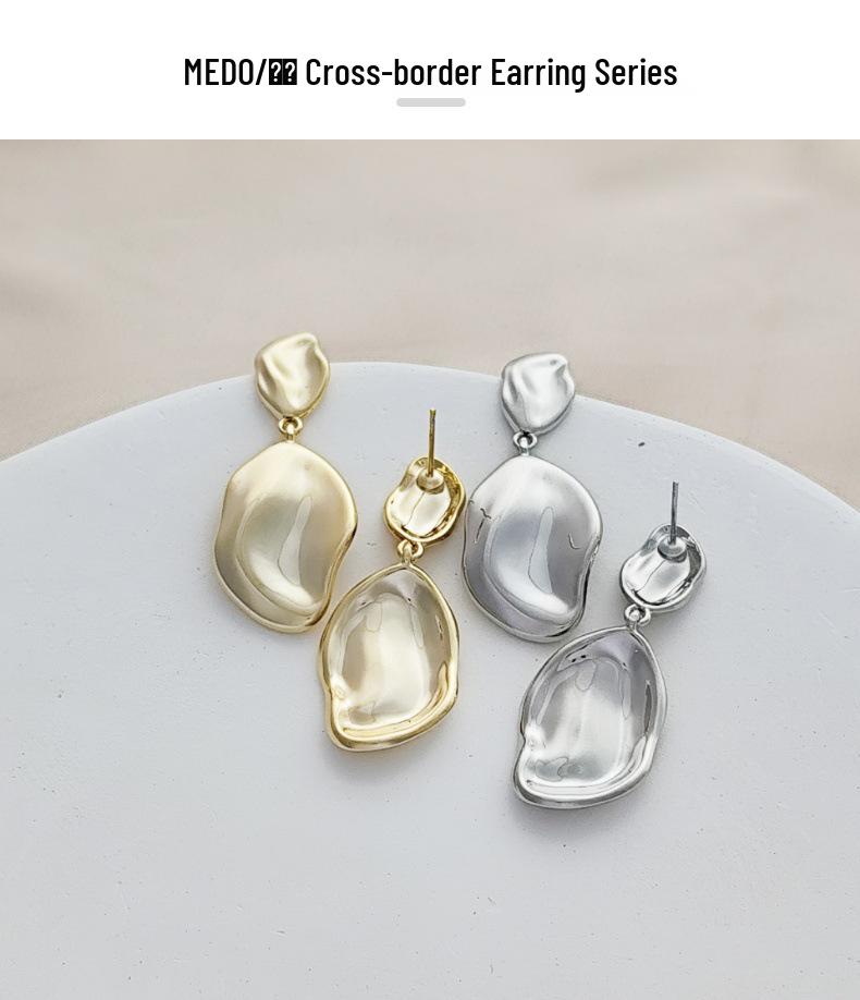 S925 Silver Needle Leaf-Shaped Earrings: Unique, Polished, Gold-Retaining Design for Women