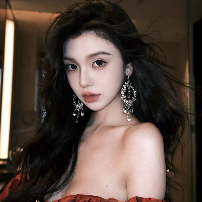 

French Retro Earrings Fashion Beautiful Flowers Long Tassel Earrings Elegant Bride Wedding Dress Morning Gowns Ornament Flower tassel earrings