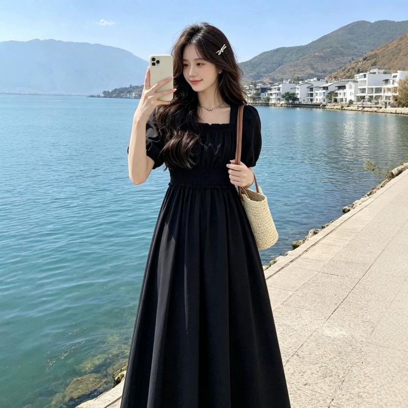 New high-waisted square-neck dress, black temperament gentle big swing skirt, drape waist elastic long dress