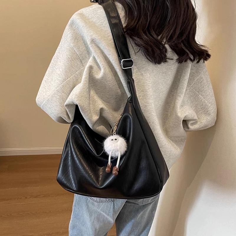 Bags Women's New Messenger Bags Large Capacity Shoulder Bags Fashion Commuter Tote Women's Bags