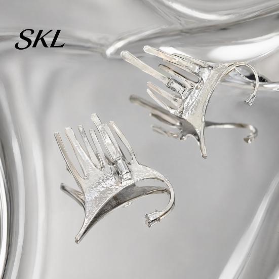 Embellished Earrings Silver Ear Cuff for Women, No Piercing Metal Elf Cool Girl Fashion Jewelry Cuff, Cartilage Climber Clip Hair Styling Accessory
