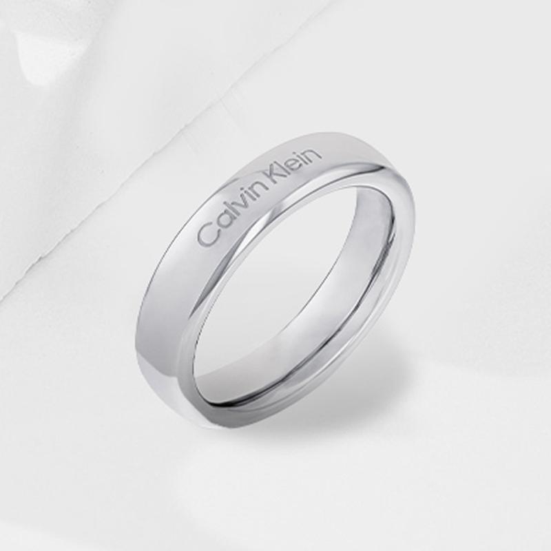 Calvin Klein Serie Eterna Círculo Simple Minimalista Color Sólido Anillo de Acero Anillos Unisex 35000513