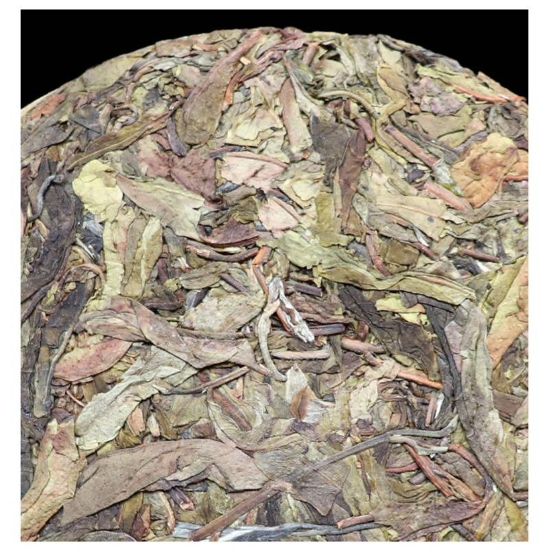 Iceland Golden Leaf Raw Pu-erh Tea Ancient Tree Premium Cake 357g