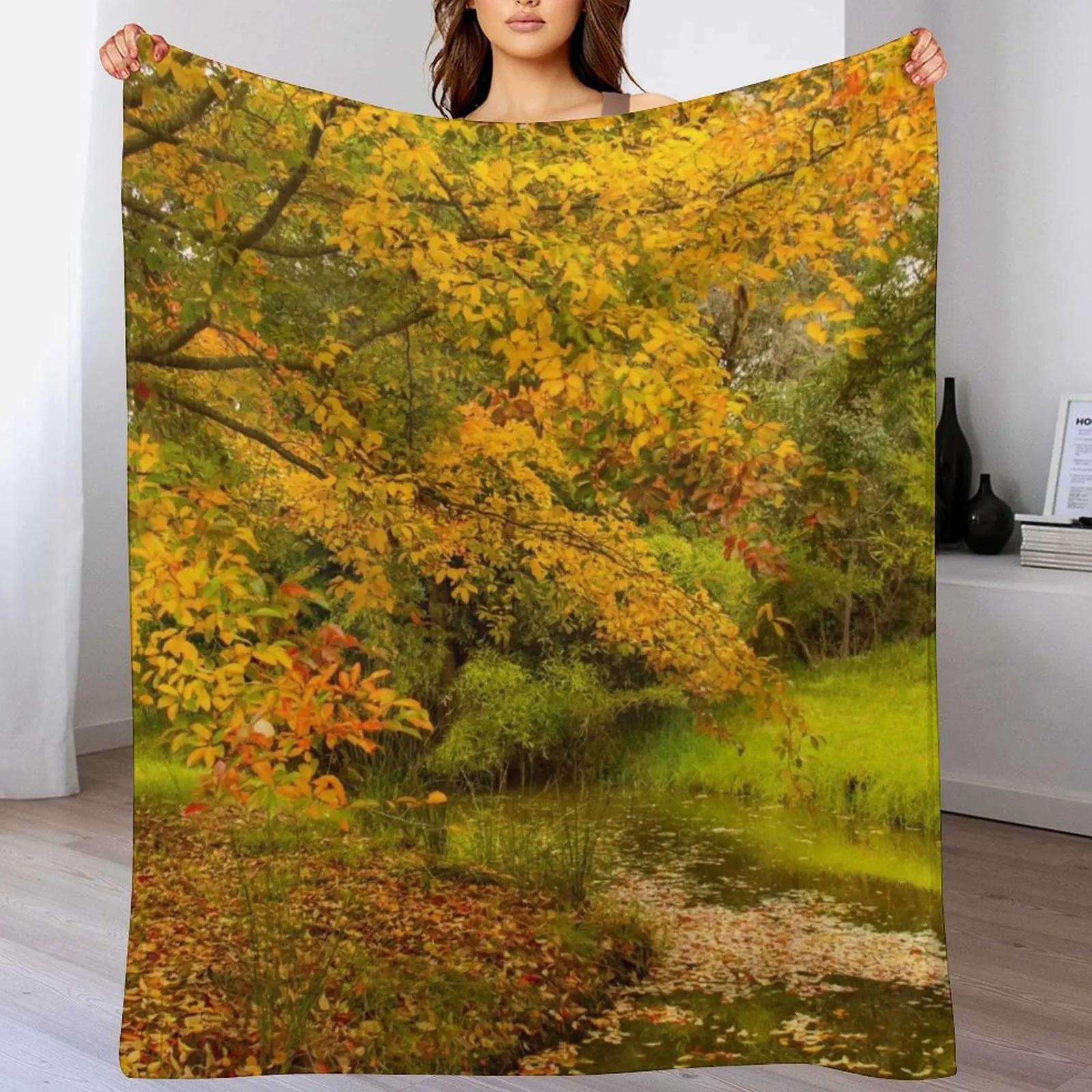 

Autumn leaf colours on trees Throw Blanket Soft Home Decor Blanket for Couch Bedroom 102x76cm(40x30in)