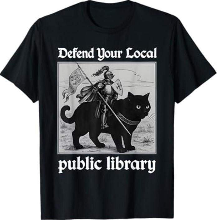 Defend Your Local Public Library Funny Knight Cat T-Shirt S разноцветный