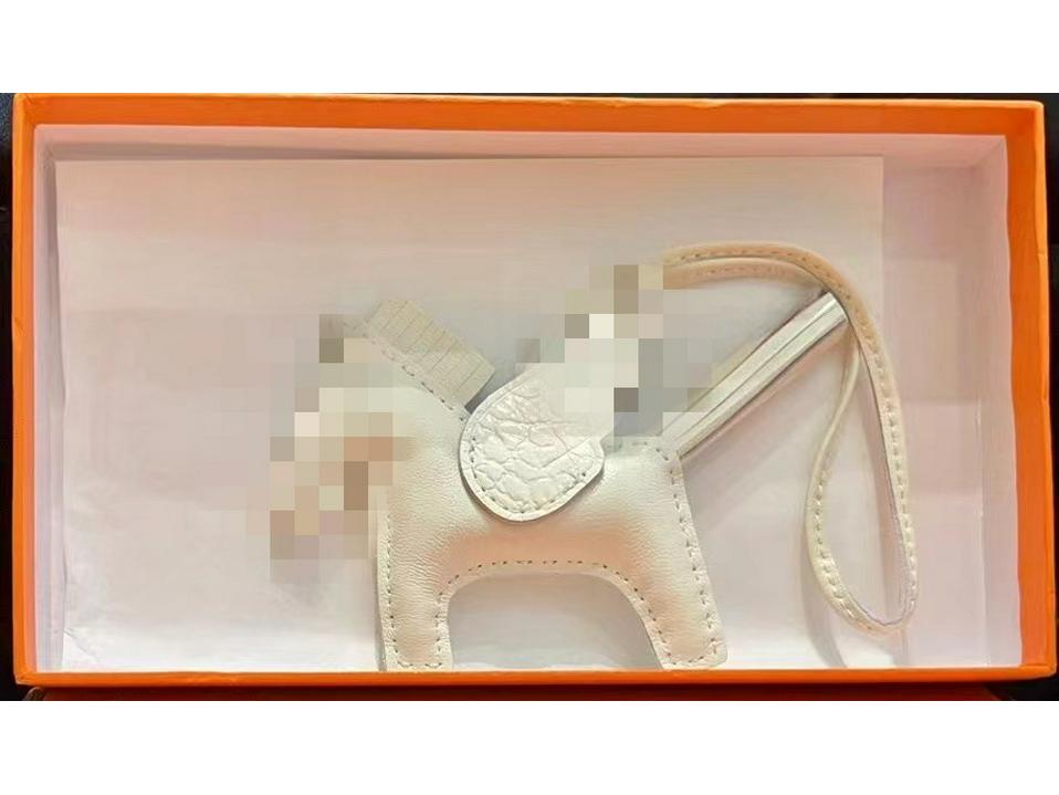 Брелок-подвеска на сумку  Пегас , ручная работа, из натуральной кожи ягненка - Аксессуар из натуральной кожи и подвеска для автомобиля