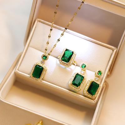Set da 4 Pezzi Raffinati Collana Orecchini Anello con Strass Quadrati Set Zircone Fascino Donna Zircone Moda Regali Nuziali