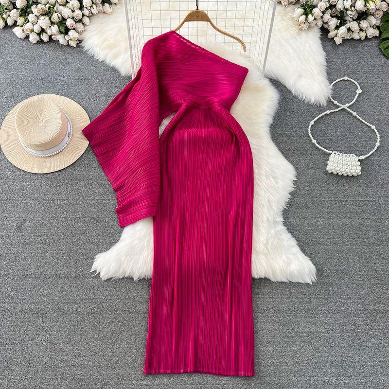 

Sanzhai Ruched Socialite One-Shoulder Cold-Shoulder Dress Dress Rose Red All yards