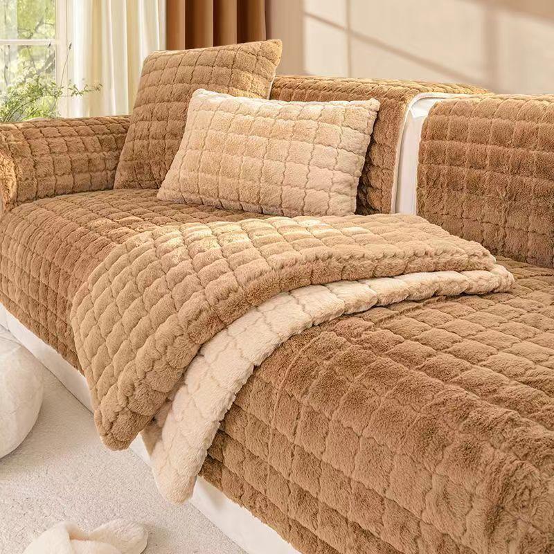 Verdicktes Plüsch-Winter-Sofakissen im Winter, einfaches, modernes Kissen, rutschfestes Sofabezug, Kapuzentuch