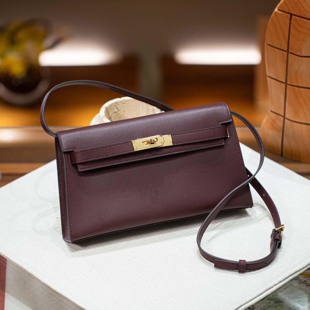 

Сумка подмышку, кошелек-клатч горизонтальный из коровьей кожи с узором козы, высококлассная кожаная сумка-багет на одном плече/через плечо для женщин 27.5X5X15.5CM