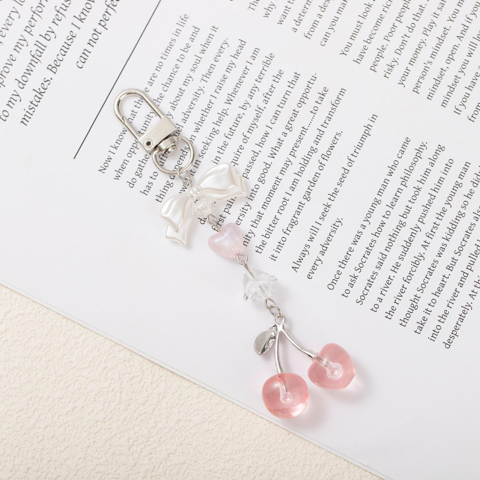 

Korean ins little fresh girl wind cherry love mobile phone chain pendant goo card pendant keychain bag pendant