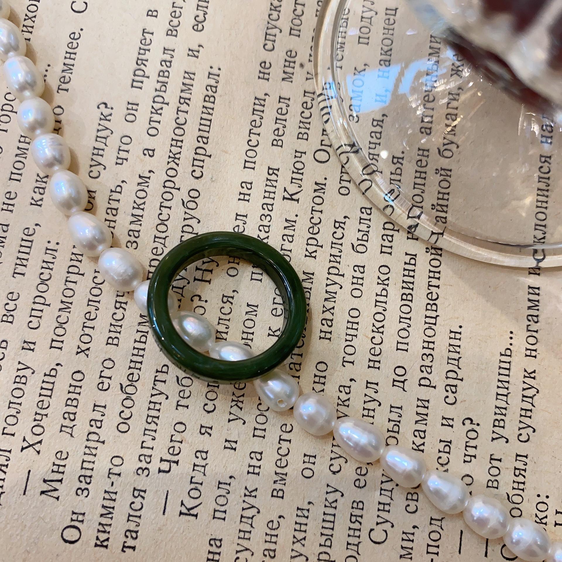 

Весна та Літо Японський та Корейський Ретро Акрилове Кільце Кільце Смола Не Вицвітає, Простий та Універсальний Холодний Вітер Нішевий Дизайн