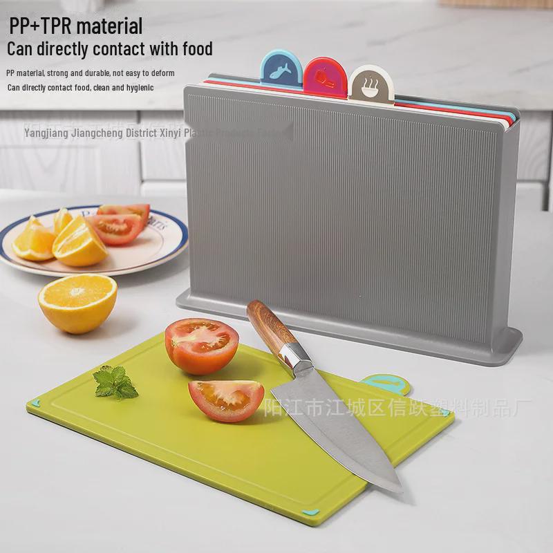 Cross-Border Plastic Cutting Board Set with Storage - Mildew-Proof, Ideal for Baby Food and Fruit.