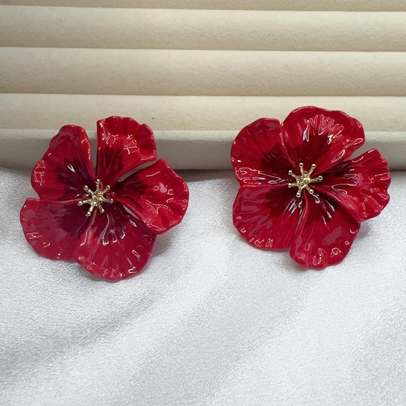 Retro Red Drop Glazed Flower Stud Earrings for Women Gradient Trendy Petal Earrings Versatile High-End Birthday Party Accessory красный
