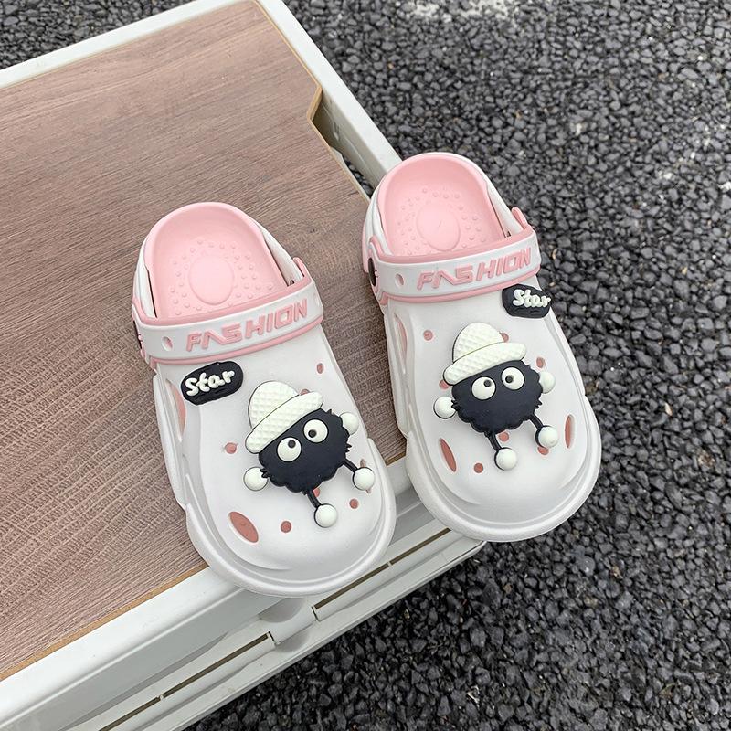 Chlapecké a dívčí cool pantofle dětské dírkové boty protikolizní a protiskluzové domácí plážové boty