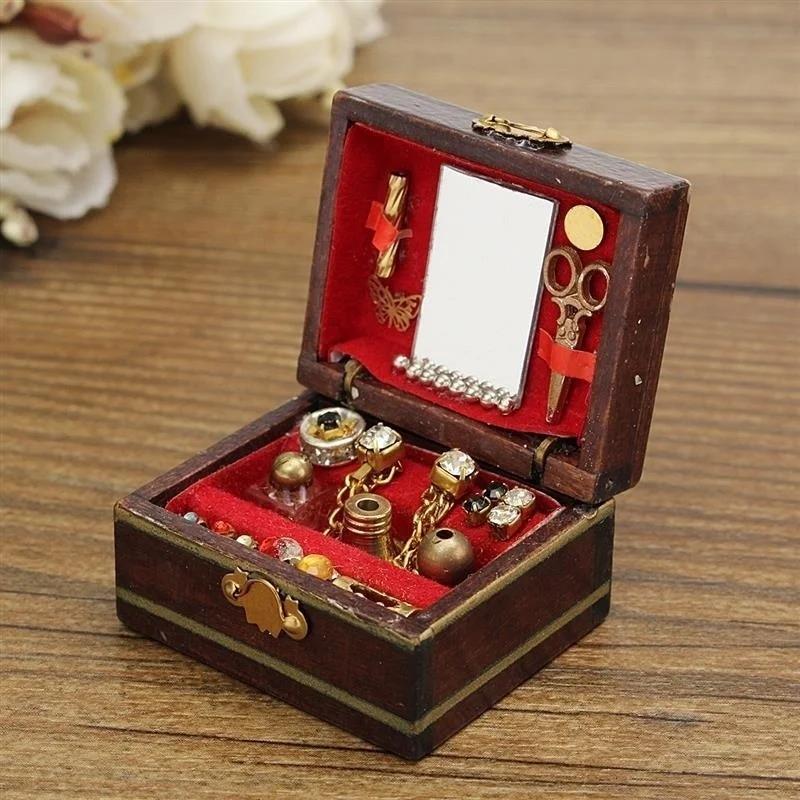 1PC Mini Jewelry Display Manager Travel Jewelry Box Home Mini Furniture Decoration Sofa Water Dispenser Cute Retro Birthday Gift