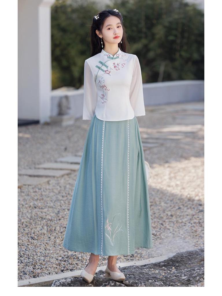 Republic of China Style Women's Retro Embroidered Cotton-Linen Hanfu Zen Tea Suit