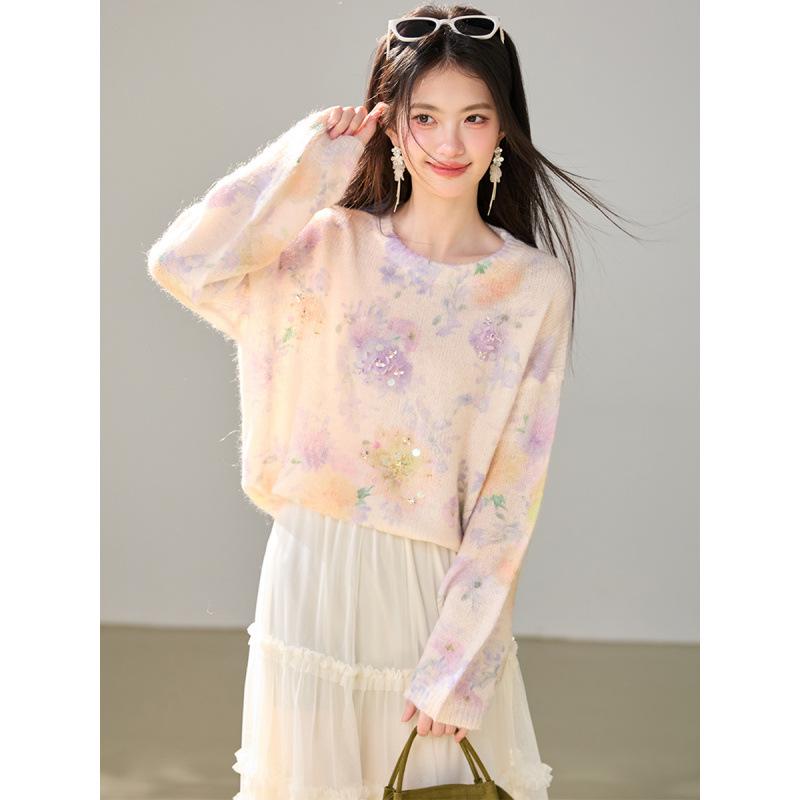 2026 Autumn Women's Gradient Long-Sleeve Knit Pullover Sweater