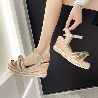 Été 2024 Sandales Un Mot pour Femmes Compensées avec Plateforme Chaussures Imperméables Talons Compensés Chaussures pour Dames Noir Super-haut F Vip H