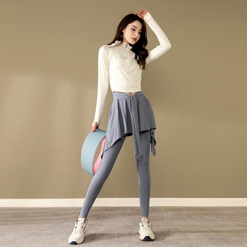 High-Quality Women's Two-in-One Yoga Skirt-Pants for Fitness and Running