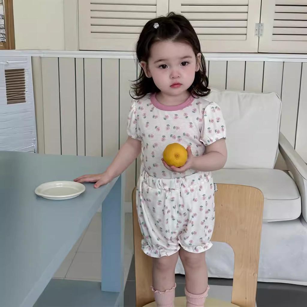 Niedliches Sommer-Pyjama-Set für Mädchen im koreanischen Stil, leichtes Outfit mit floralem Print und Shorts