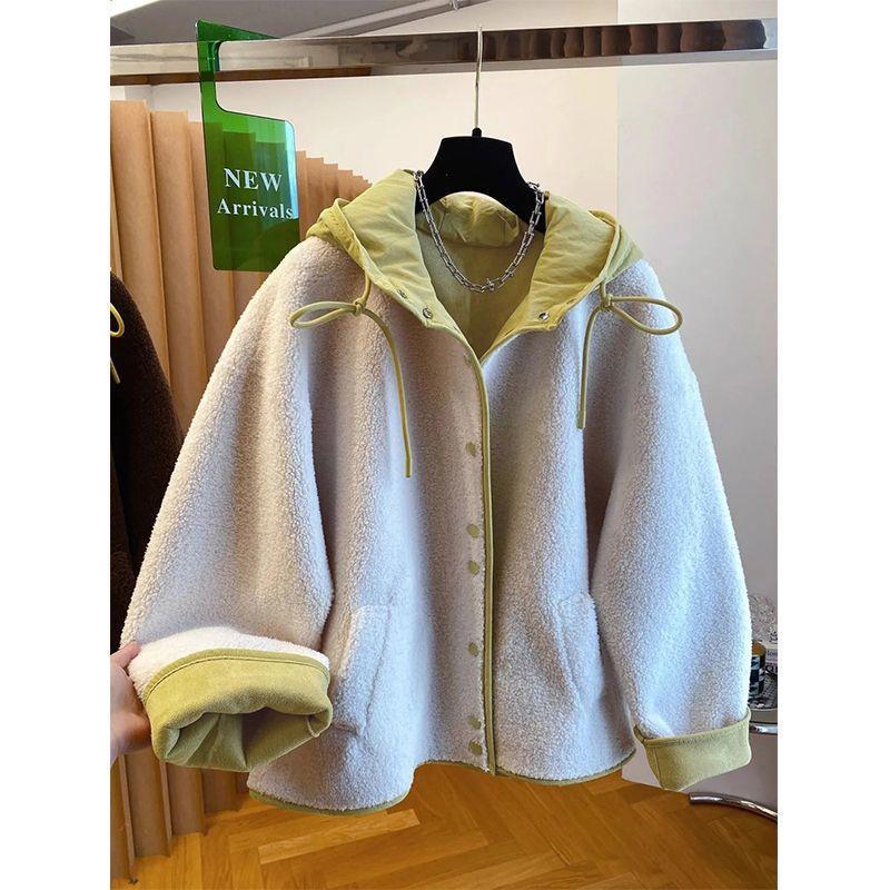 Women s 2025 Contrast Hooded Faux Lambswool & Leather Winter Coat - Loose, Fluffy & Warm M (up to 110 lbs)