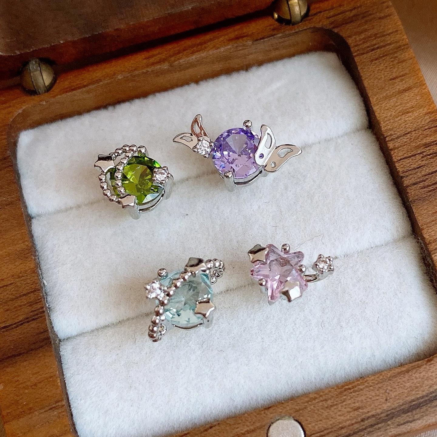 Korean fresh and sweet geometric zircon star and moon stud earrings exquisite earrings women