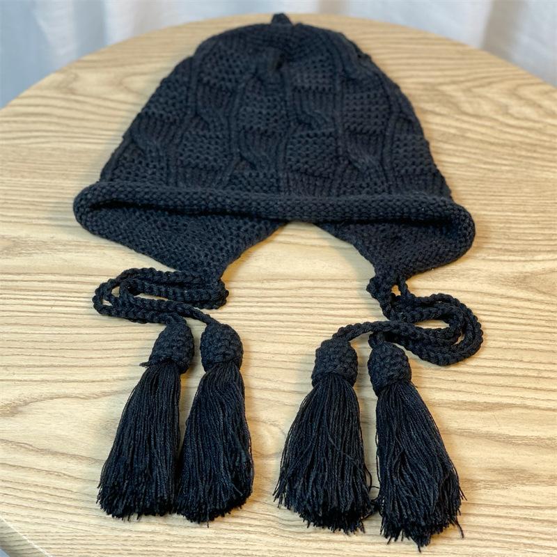 

Новогодняя красная шапка для женщин Осень и зима Теплая шерстяная шапка с кисточкой Пуловер Ручной вязки Защищающая уши шапка Японский Ins one size