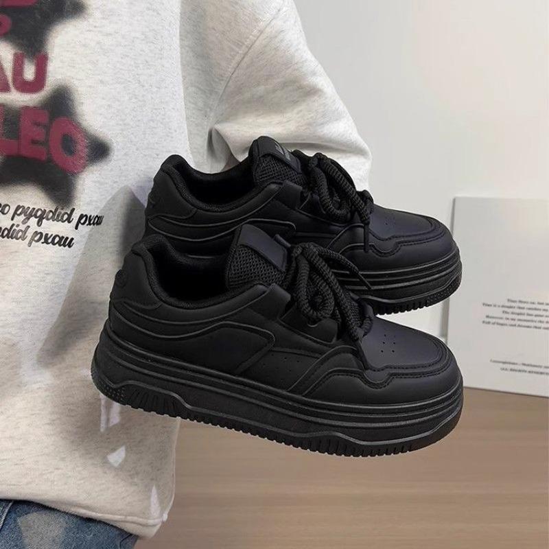 Black platform versatile board shoes women's autumn leather lace-up casual shoes campus style lace-up running shoes