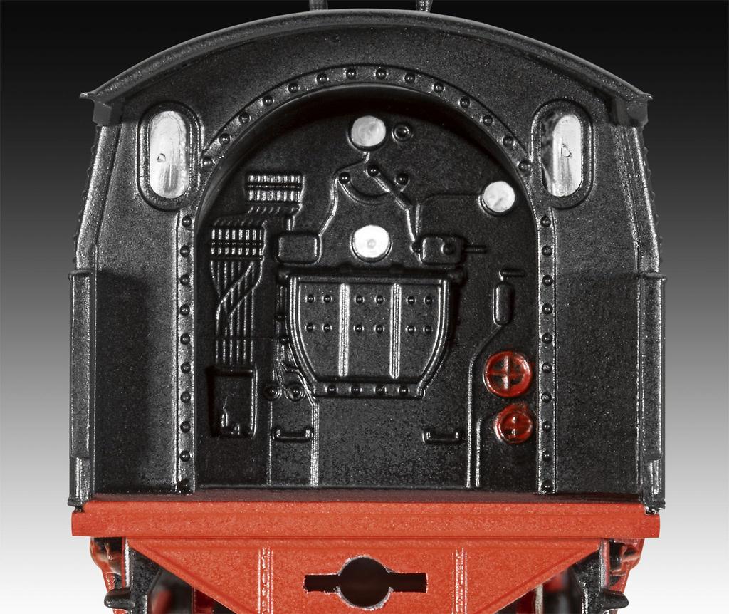 German Revell 1/87 Scale Steam Locomotive BR18505 & 2'3' T38 Plastic Model 02167