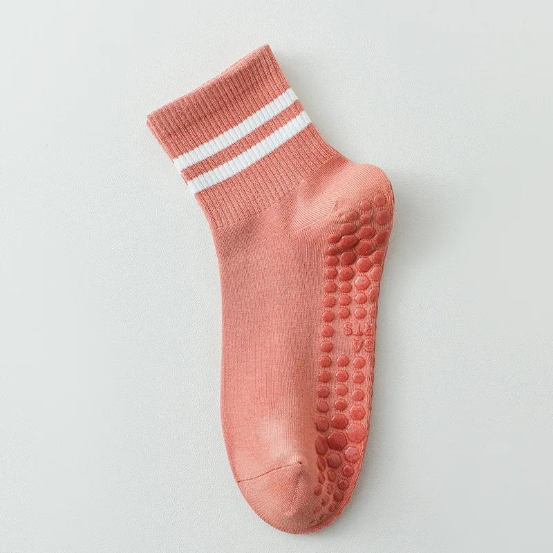 

Носки для йоги женские профессиональные силиконовые нескользящие носки для пилатеса повседневные полосатые хлопковые носки для занятий в помещении, фитнесом, танцами, спортом кирпич красный