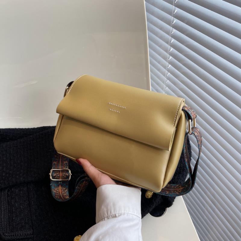 Retro women's bags, new trendy high-quality textured shoulder bags, simple and versatile wide shoulder straps, crossbody solid color