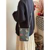Decorative Mobile Phone Bag - Trendy, Versatile, Small Shoulder-slung Bag for Women, Suitable for Casual Commutes.