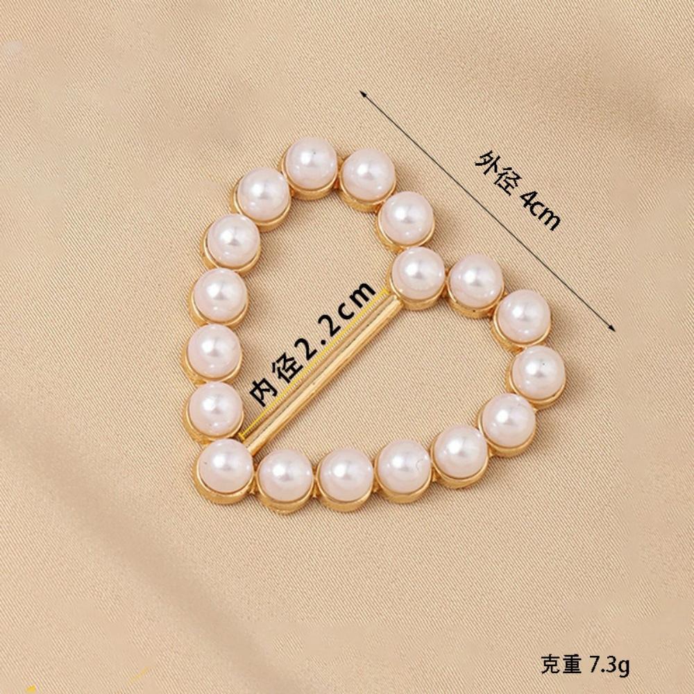 Metal Crystal Silk Scarves Buckle Ring Clips Female Fashion Clothes Corner Buckle Shawl Brooch Pins Alloy Luxury Shawl Ring Gift