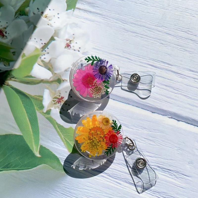 Transparent Dried Leaf Flower ID Card Clip Badge Reel Floral creative Resin Badge Holder Work Badge Gfit for Doctor Nurse