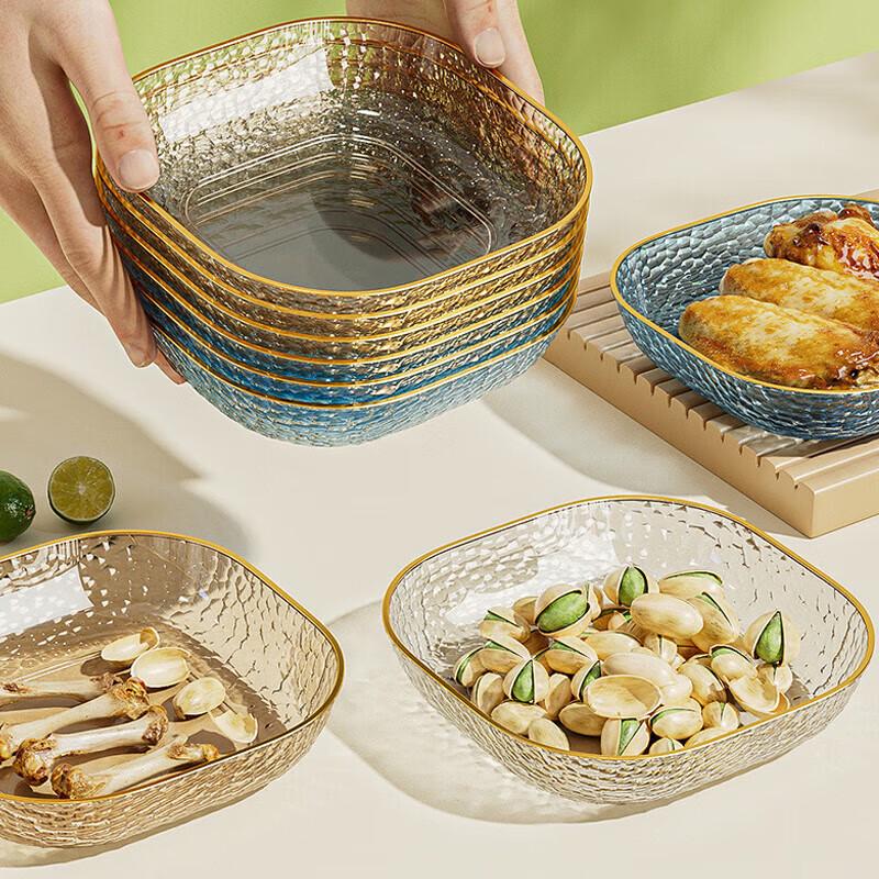 YIJUK Plastic Snack & Fruit Plates (4-Pack)