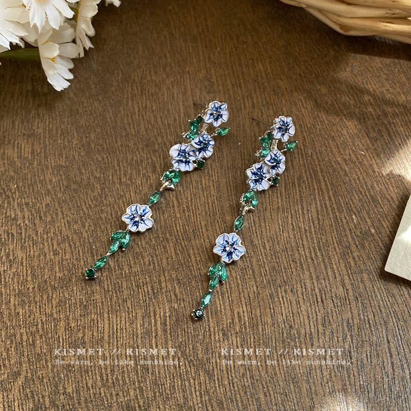 

Ear Flower ~ 2025 New Best Selling Retro Oil Painting Style Blue Flower Ear Studs Long Tassel Super Fairy Ornament Monet Garden stud earrings