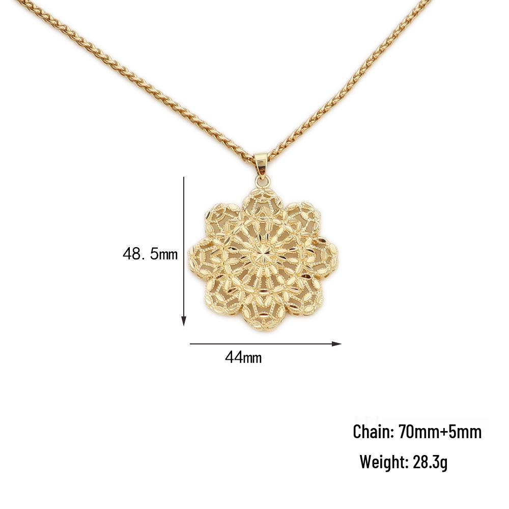 European & American Retro Brass Hollow Flower Pendant Necklace