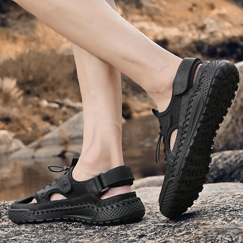 Sandals Men's Tide Summer Toe Cap Outdoor Leisure Sports Hollow Sandals Beach Shoes Handmade Mesh Men Shoes