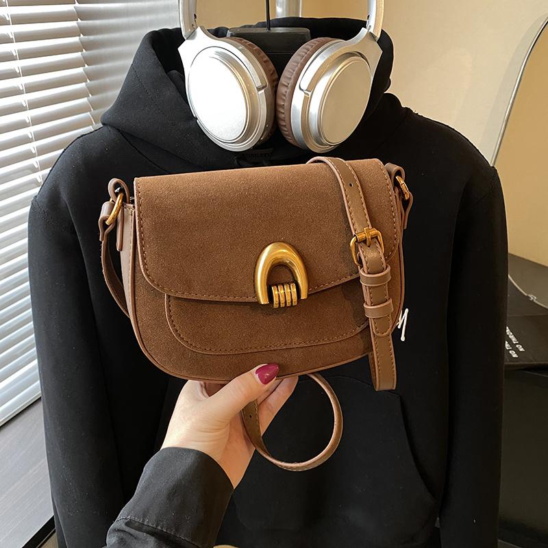 Retro Woman Small Leather Saddle Armpit Bags For Women Winter Shoulder Crossbody Bag Ladies Vintage  Handbags