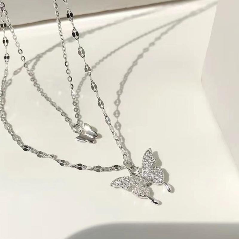 Fashionable Women's Necklace with Butterfly Pendant Stylish Double Layer Clavicle Chain Accessory for Fashionistas