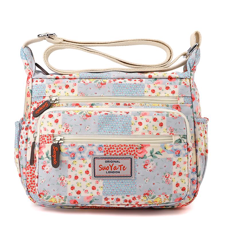 

Сумка через плече. Жіноча нейлонова сумка з принтом. Велика сумка через плече для мами