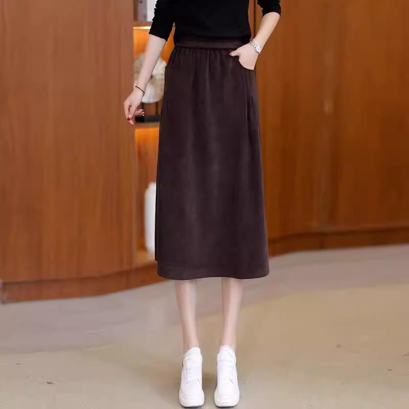 Plus Size A-line Skirt: Vintage Elastic Waist, Loose, Mid-length for Autumn/Winter