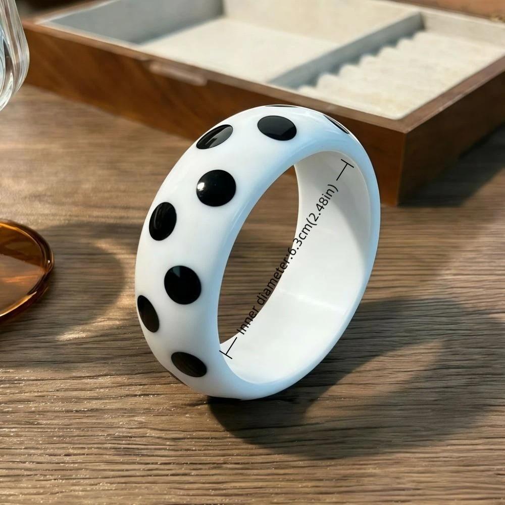 Polka Dot Spotted Bangle European Style Round Bracelet Retro Women's Bangle Women